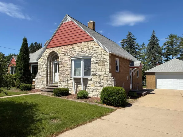 235 S Rosera St, Lena, WI 54139