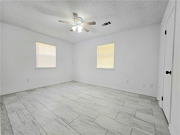 5th image of 207 S Park Ln