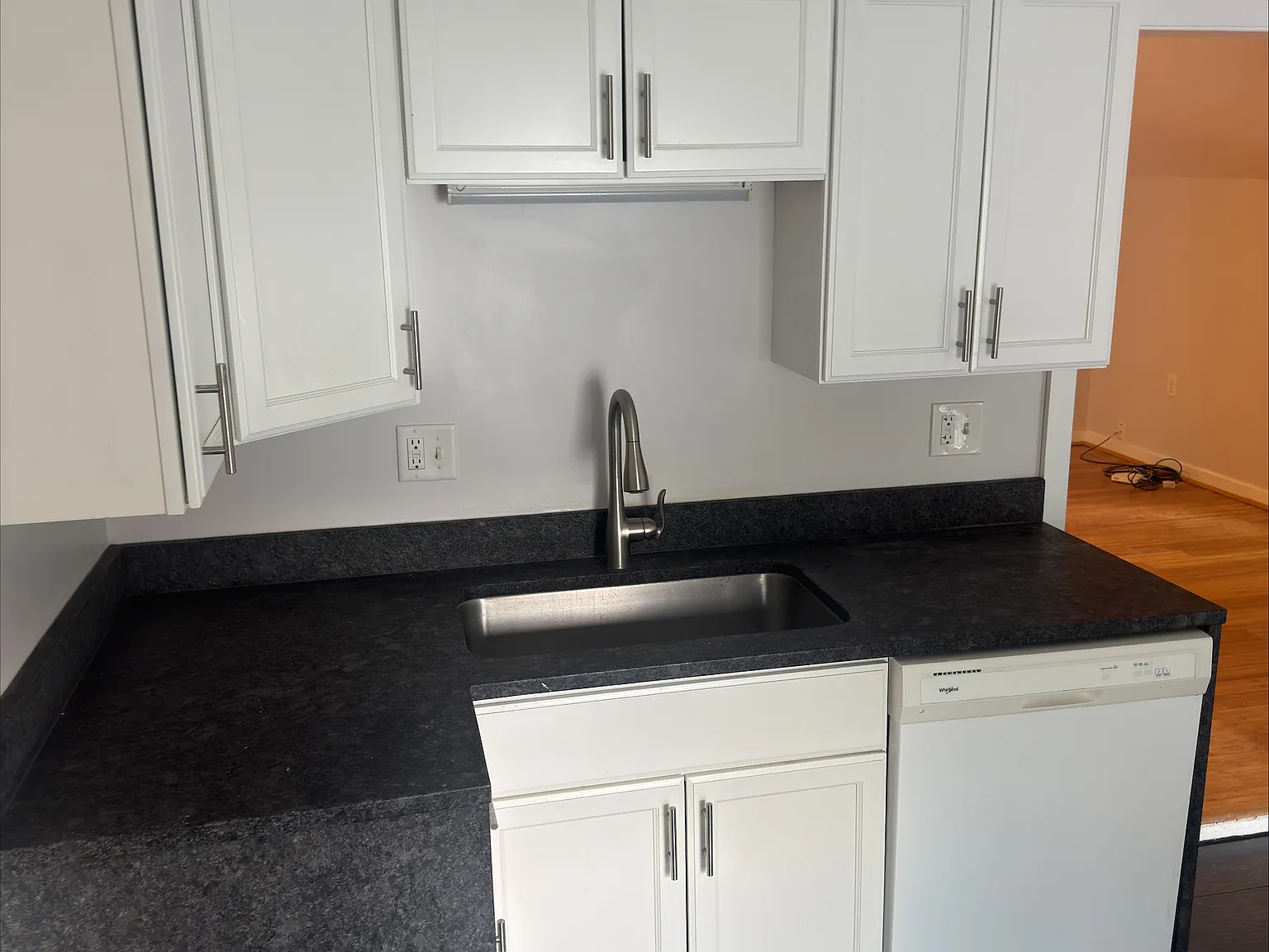 2 bed, $1,850 — Photo 4