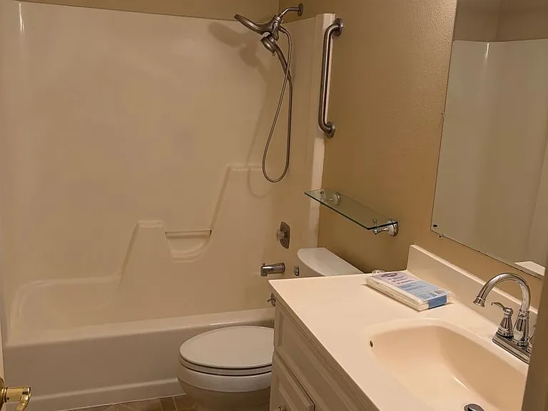 501 Mountainview Ct — Photo 4