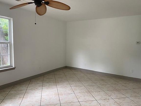 2nd image of 10814 Barbarosa Dr