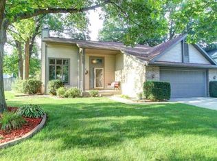 23617 Cedar Knoll Cir, Elkhart, IN 46516