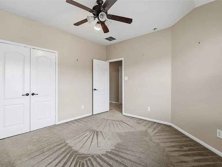 9131 Solvista Pass Ln — Photo 24