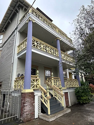 Glisan St. Townhomes Photo 1