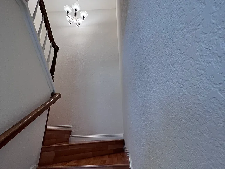 20821 E Crest Ln — Photo 12