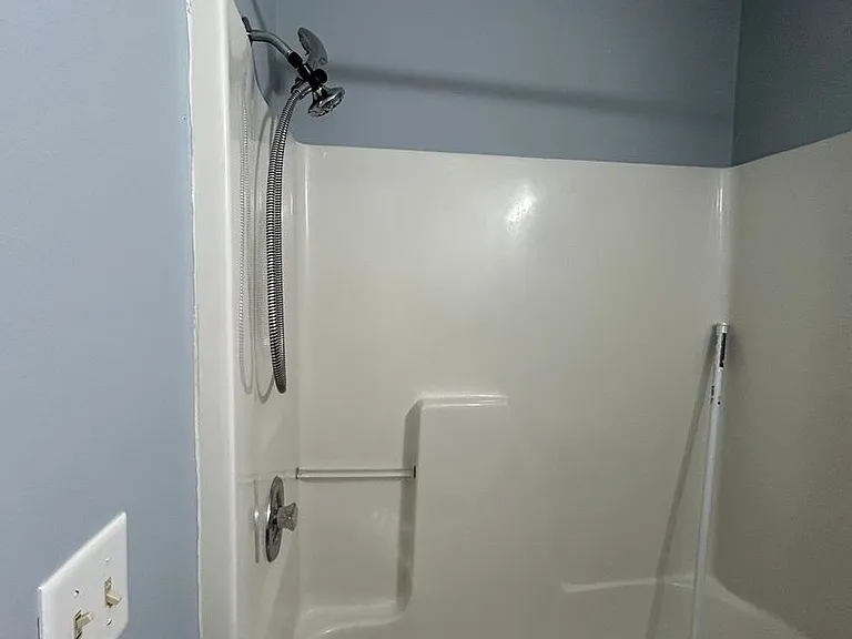 1012 Farr Ct — Photo 23