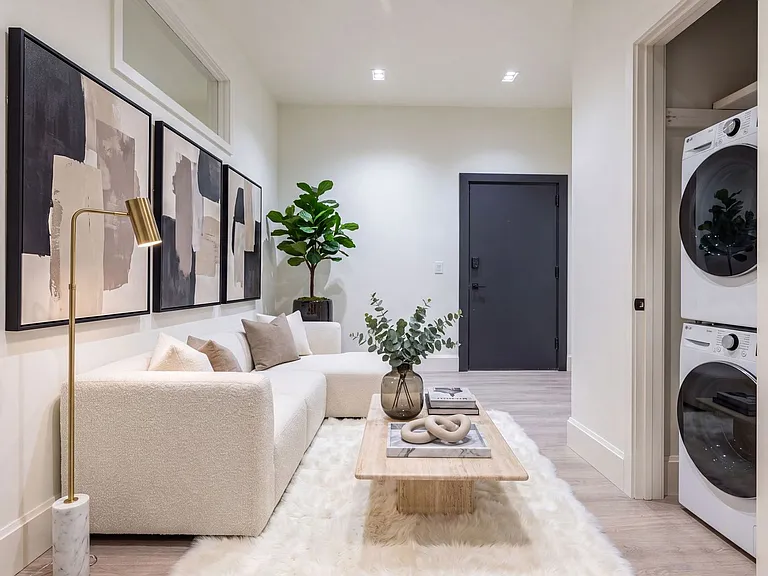 3003 Glenwood — Photo 114