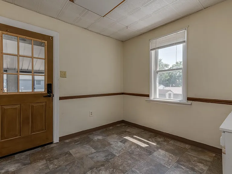 2 Miner St #2 — Photo 12