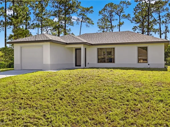 2006 McArthur Ave, Alva, FL 33920