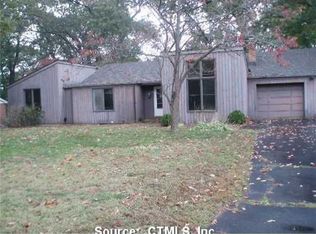 17 Ridge Rd, Cromwell, CT 06416