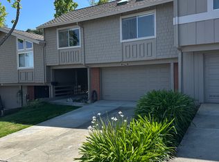 22990 Cricket Hill Rd, Cupertino, CA 95014