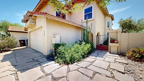 4329 E Monte Way Photo 1