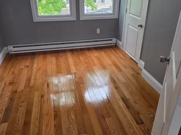 733 S 15th St Floor 3, Newark, NJ 07103