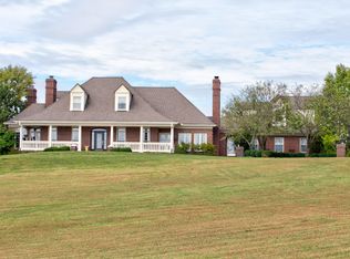 329 Old Stone Dr, Simpsonville, KY 40067