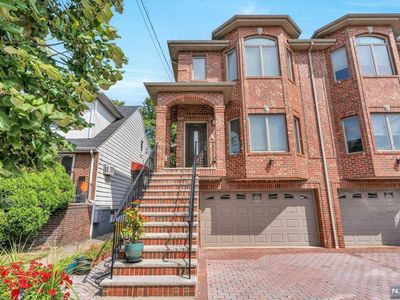 221A E Columbia Ave #A, Palisades Park, NJ, 07650