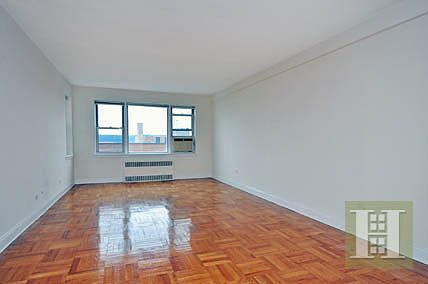 2nd image of 3750 Hudson Manor Ter APT 6AW