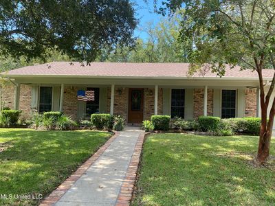 2129 Sandalwood Pl, Gautier, MS, 39553