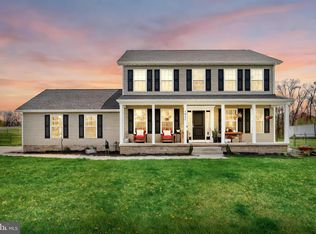 1957 Hunterstown Hampton Rd, New Oxford, PA 17350