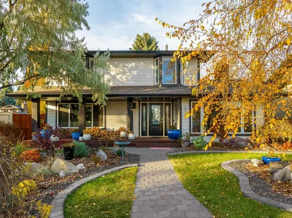 323 SW Parkridge Grn SE, Calgary, AB T2J 5G1