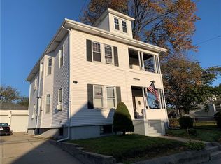 1577 Cranston St, Cranston, RI 02920