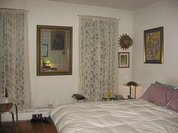 3rd image of 366 Lafayette Ave