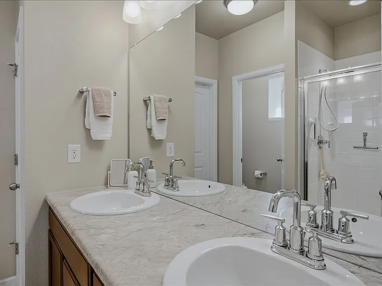 11825 Sandcastle Ct — Photo 12