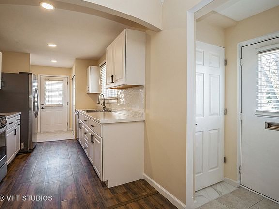 4th image of 530 Audrey Ln