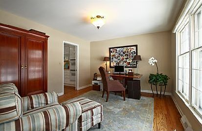 5th image of 685 Carlisle Ave