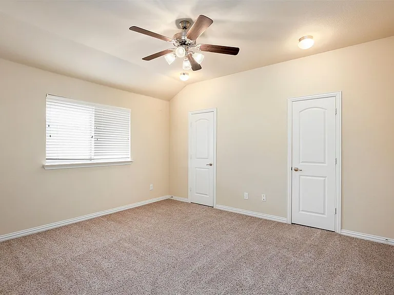 1087 Sahallee Dr — Photo 24