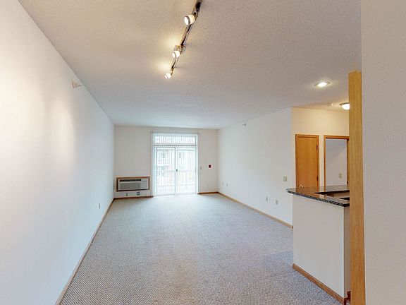 3rd image of 2893 Mickelson Pkwy #110