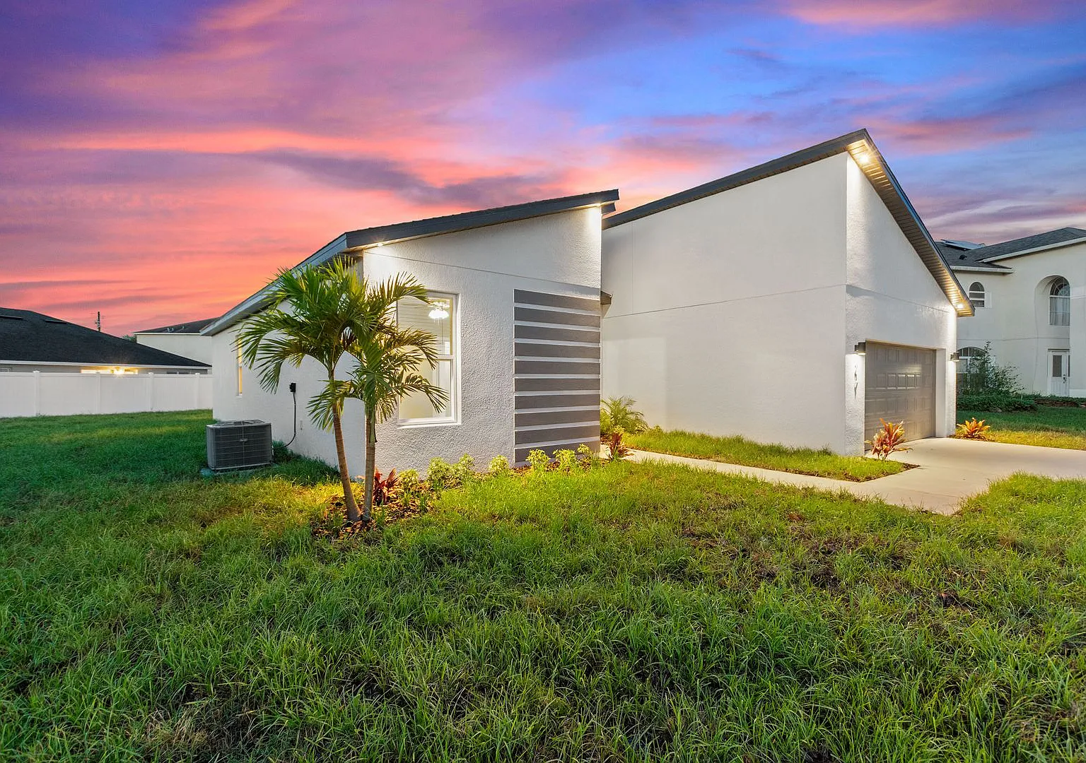 Modern, Energy-Efficient Home with All the Upgrades — Photo 4