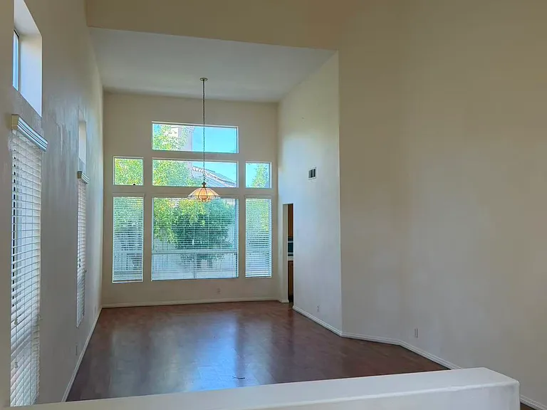 2332 Vista Moora Ave — Photo 4