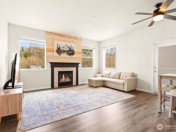 4th image of 17426 Bothell Way NE #A302