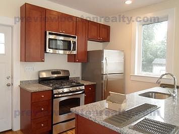 2nd image of 6 Larose Pl #D1