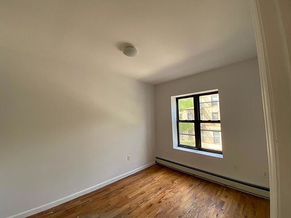 5th image of 1922 Union St #3C