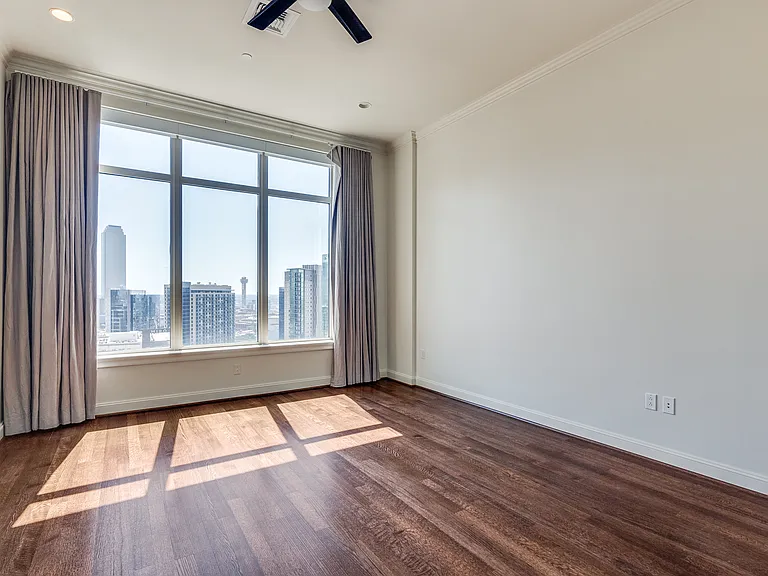 2555 N Pearl St #2001 — Photo 18