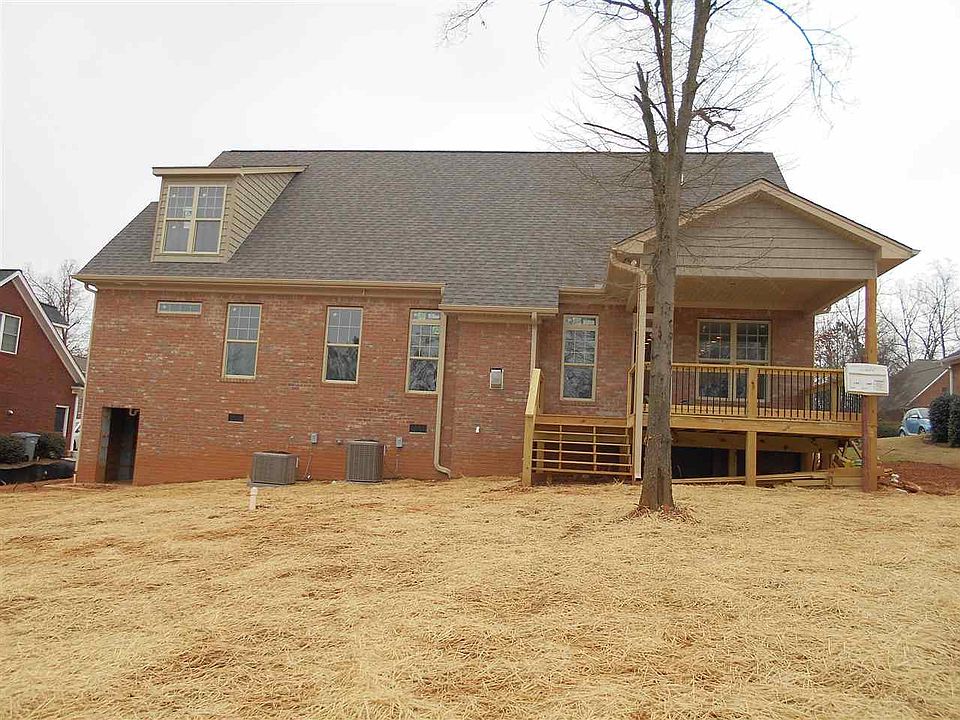 2nd image of 306 S Griffin Mill Ct