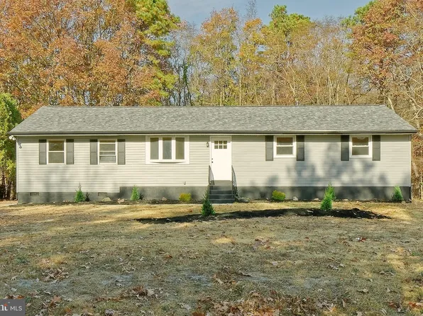 221 Bittlewood Ave, Berlin, NJ 08009