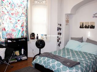 463 Park Dr APT 5, Boston, MA 02215