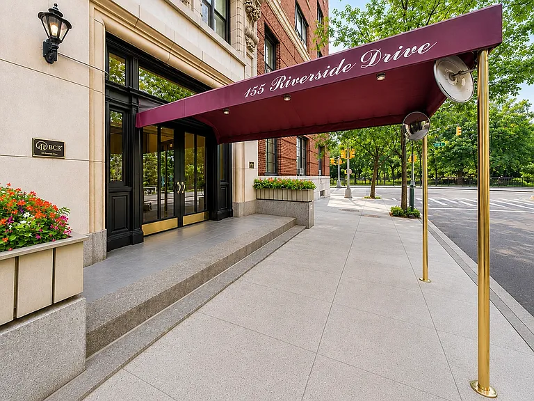 155 Riverside Dr #Penthouse 1 — Photo 11