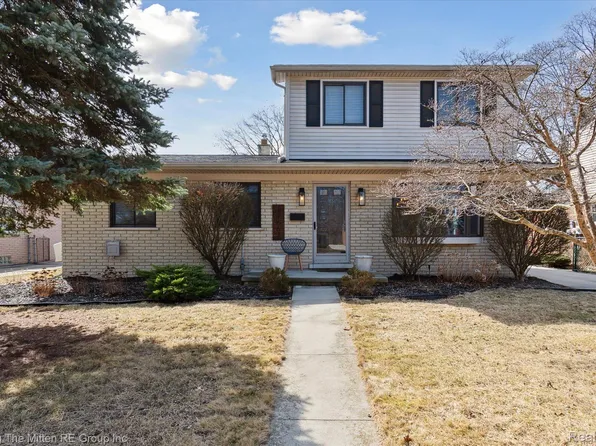 11667 Parkview Dr, Plymouth, MI 48170