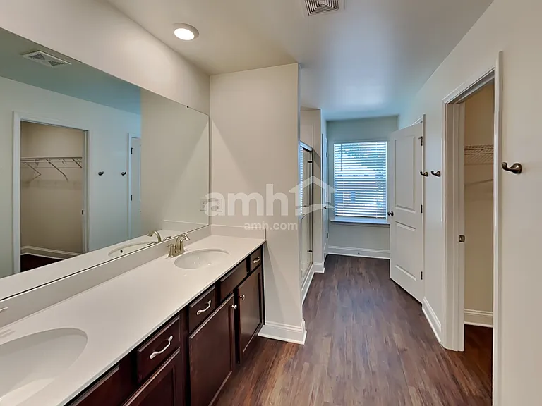 550 Rivermist Dr — Photo 15