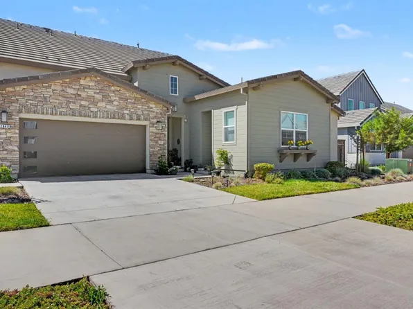 2840 Wylin Blvd, Lathrop, CA 95330