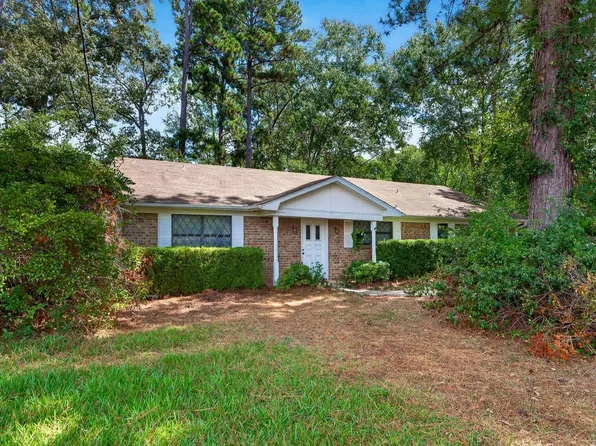 106 Quail Dr, Marshall, TX 75672