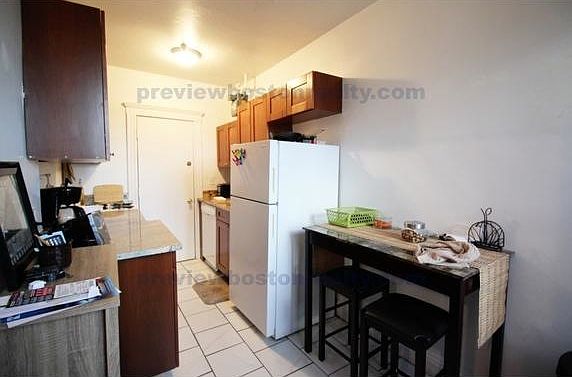 5th image of 28 Quint Ave APT 56J