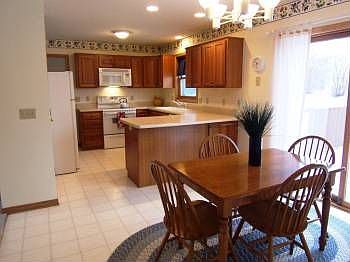 5th image of 107 Meadow Ln