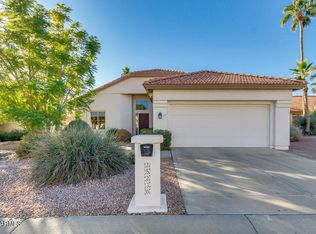 25230 S Buttonwood Dr, Sun Lakes, AZ 85248