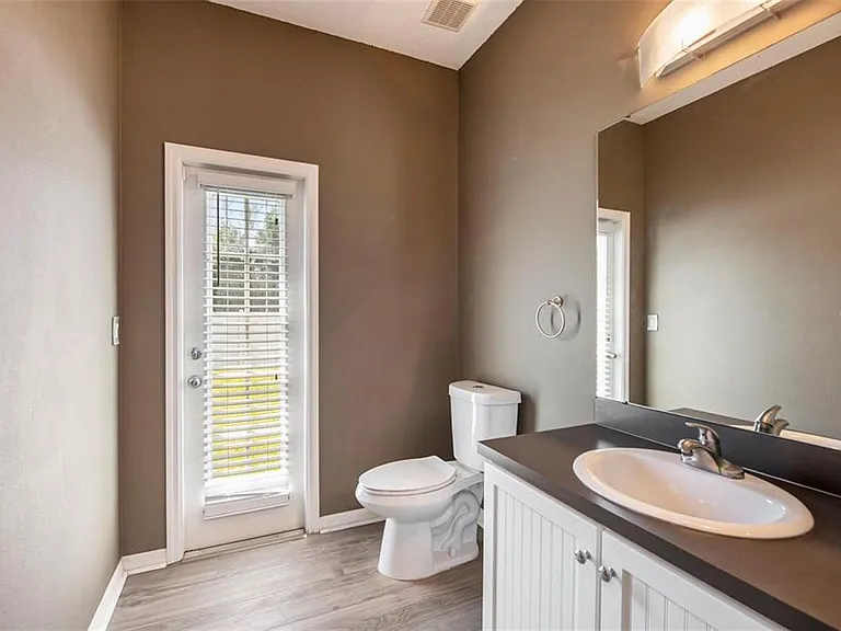 8207 Water Tower Dr — Photo 11