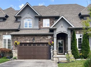 44 Madonna Dr, Hamilton, ON L9B 0G9