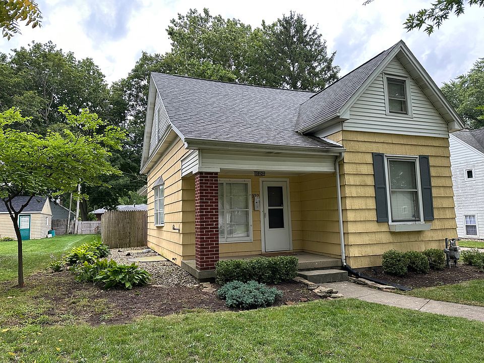 1st image of 922 Vine St